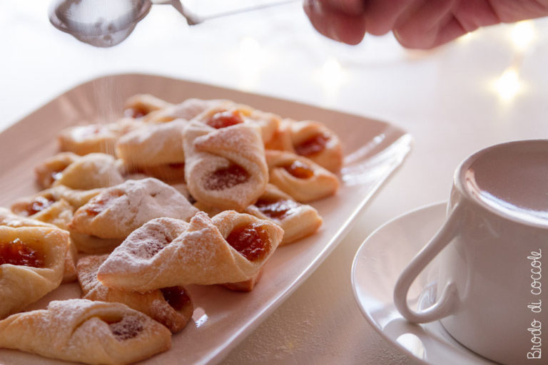 Kiffles, sfogliatine ungheresi al formaggio