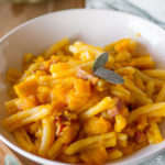 Pasta con zucca e speck