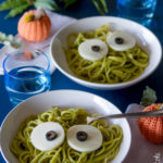 Mostro di pasta al pesto