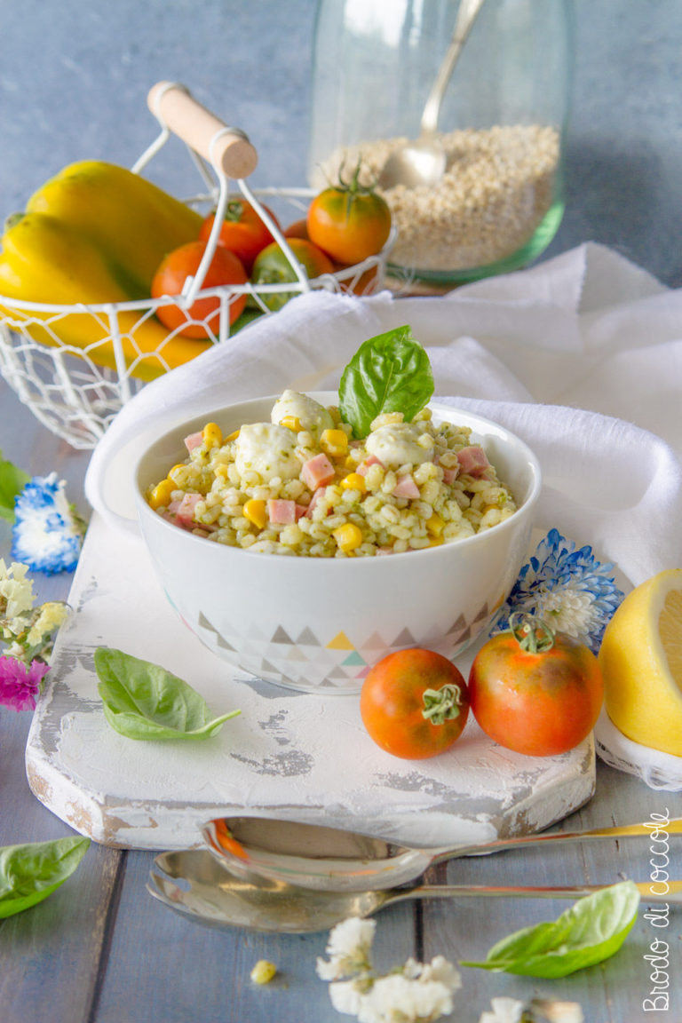 Insalata di orzo al pesto