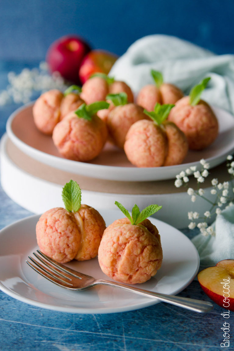 Pesche dolci all'alchermes