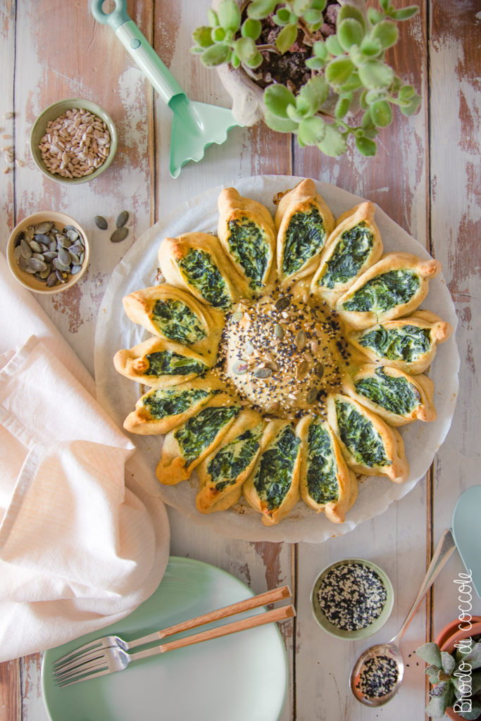 Torta girasole con ricotta e spinaci