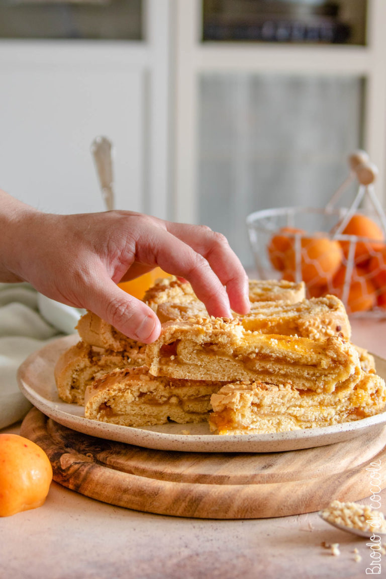 Biscotti arrotolati alla marmellata