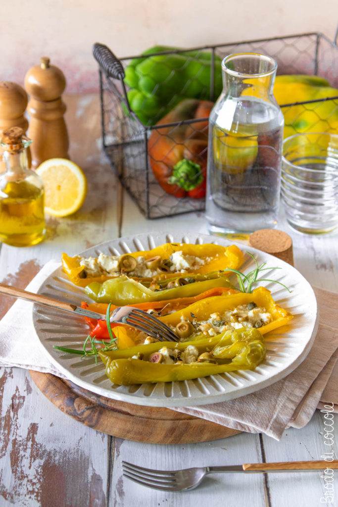 Peperoni al forno con la feta