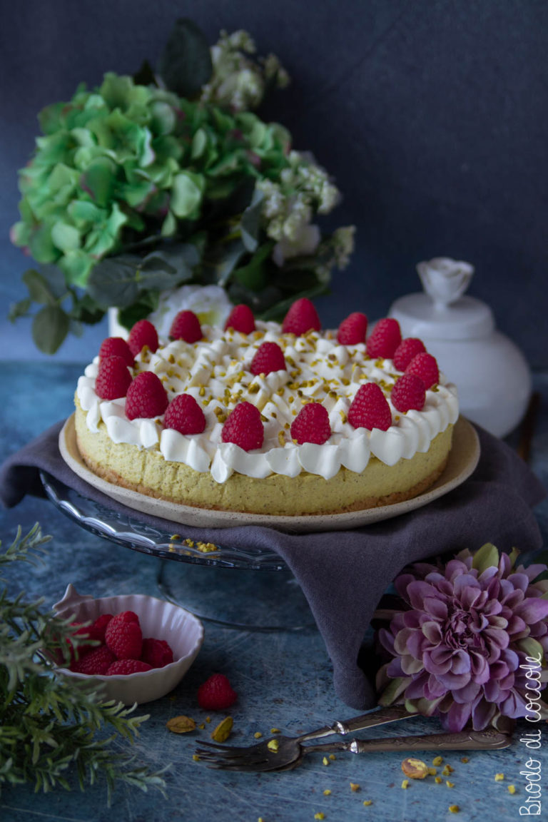 Cheesecake al pistacchio e cioccolato bianco