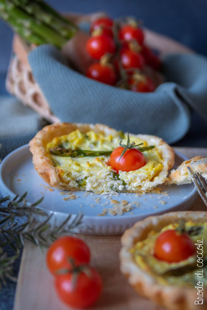 Mini quiche agli asparagi