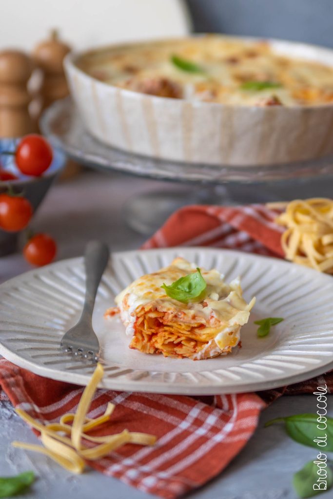 Nidi di tagliatelle al forno