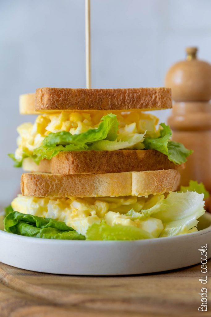 Sandwich con insalata di uova