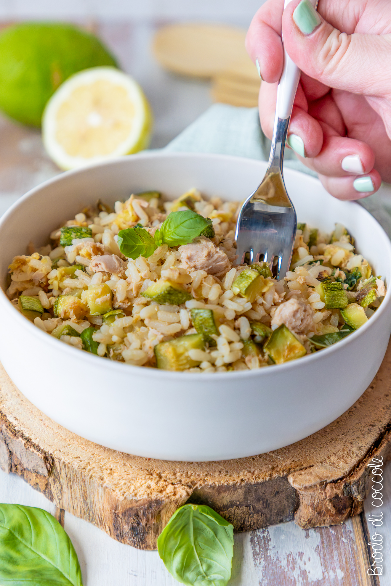 Riso freddo con zucchine, tonno e limone - Brodo di coccole